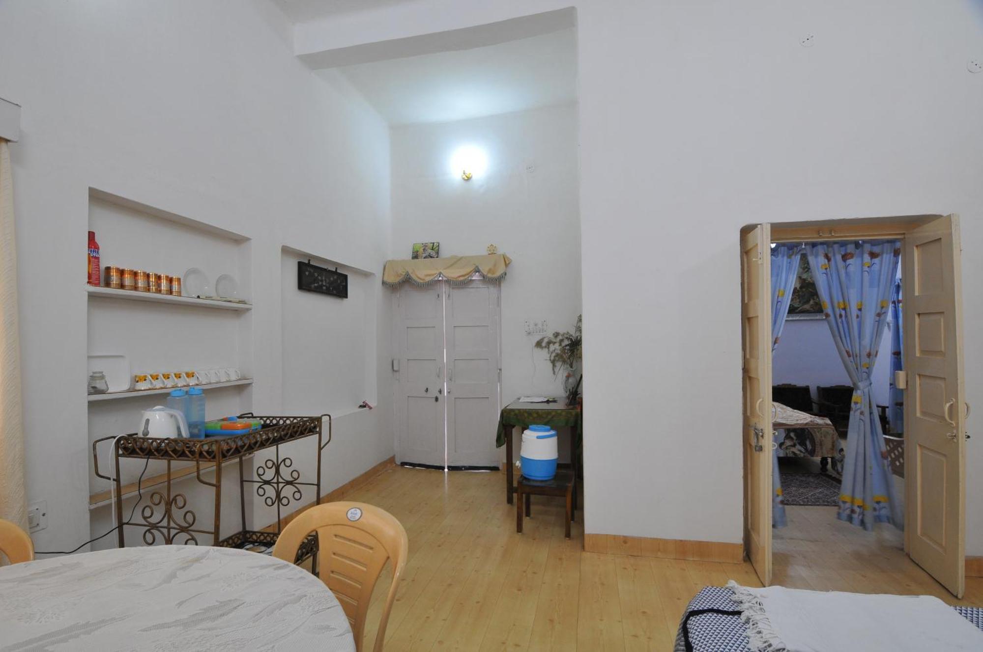 Jheelam Homestay Μποπάλ Εξωτερικό φωτογραφία