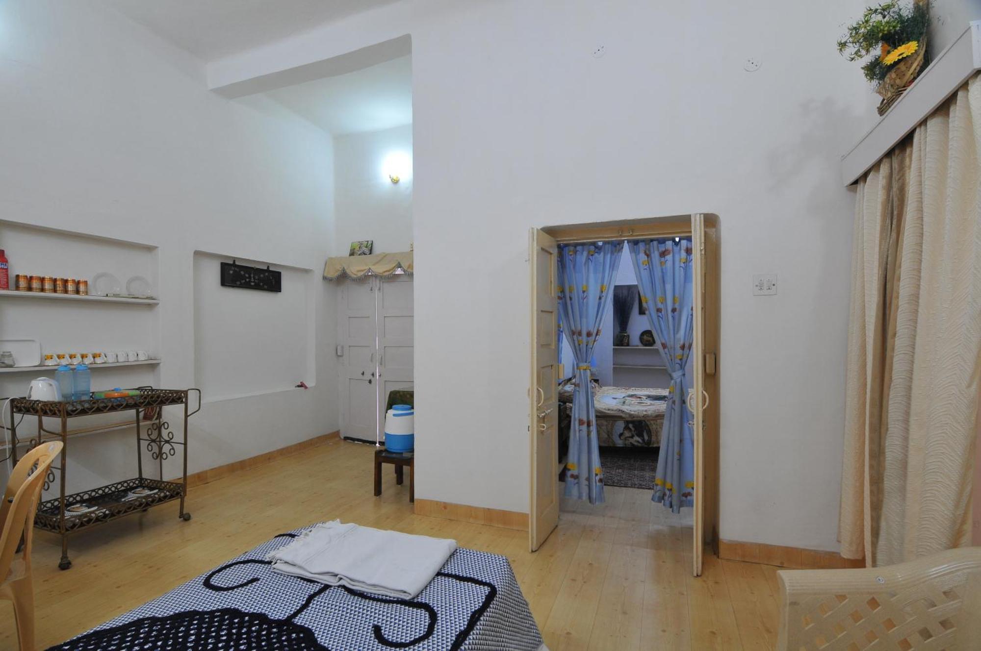 Jheelam Homestay Μποπάλ Δωμάτιο φωτογραφία